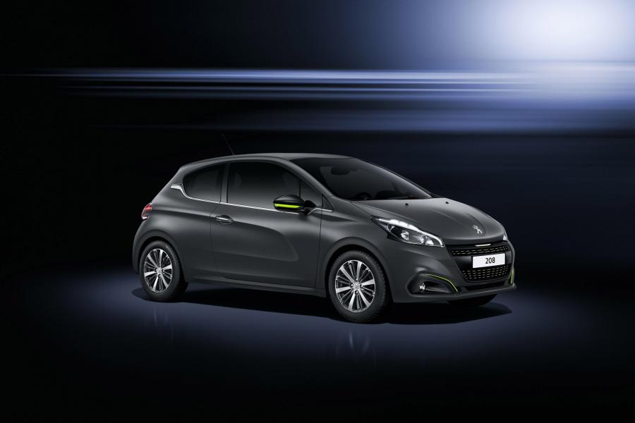  Peugeot 208 Ice Silver 2015 года  (фото 13 из 18)